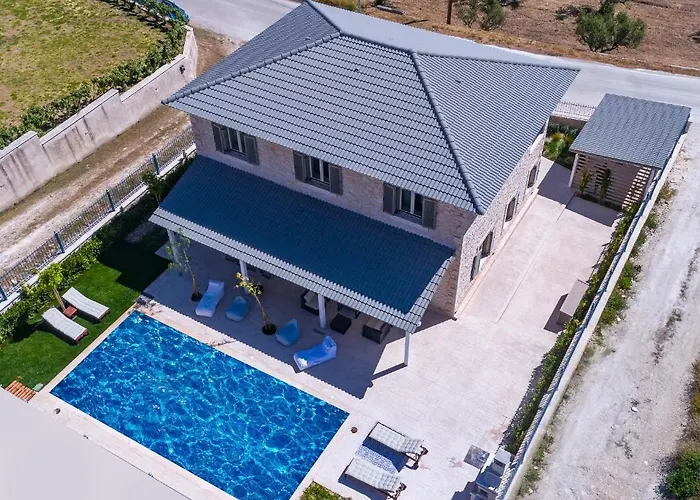 Zante Soleil - Elegant Stone With Large Private Pool Villa Lagopodhon